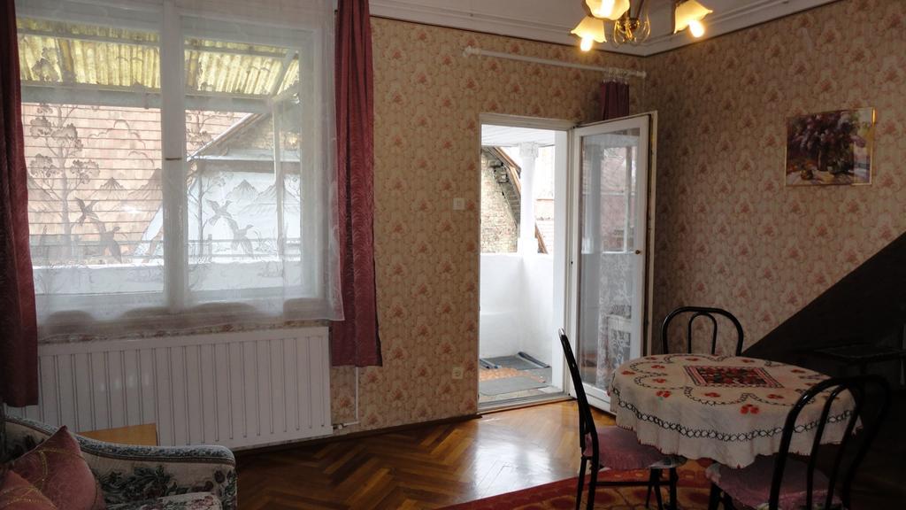 Garibaldi 5 Apartments & Rooms Budapest Chambre photo