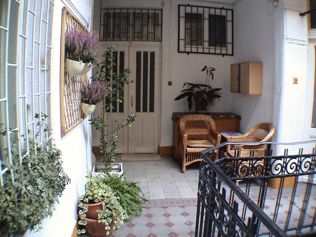 Garibaldi 5 Apartments & Rooms Budapest Chambre photo