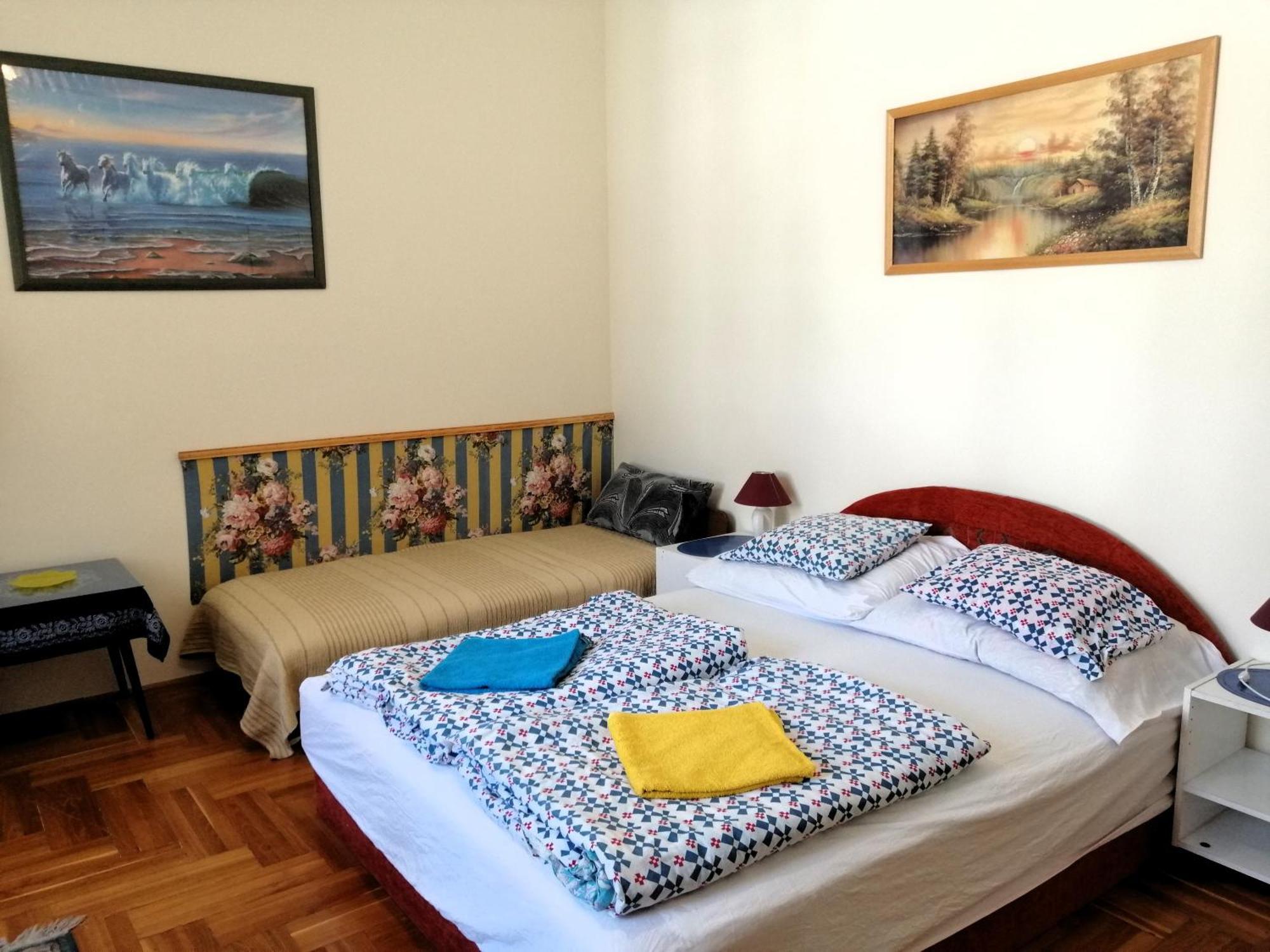 Garibaldi 5 Apartments & Rooms Budapest Extérieur photo