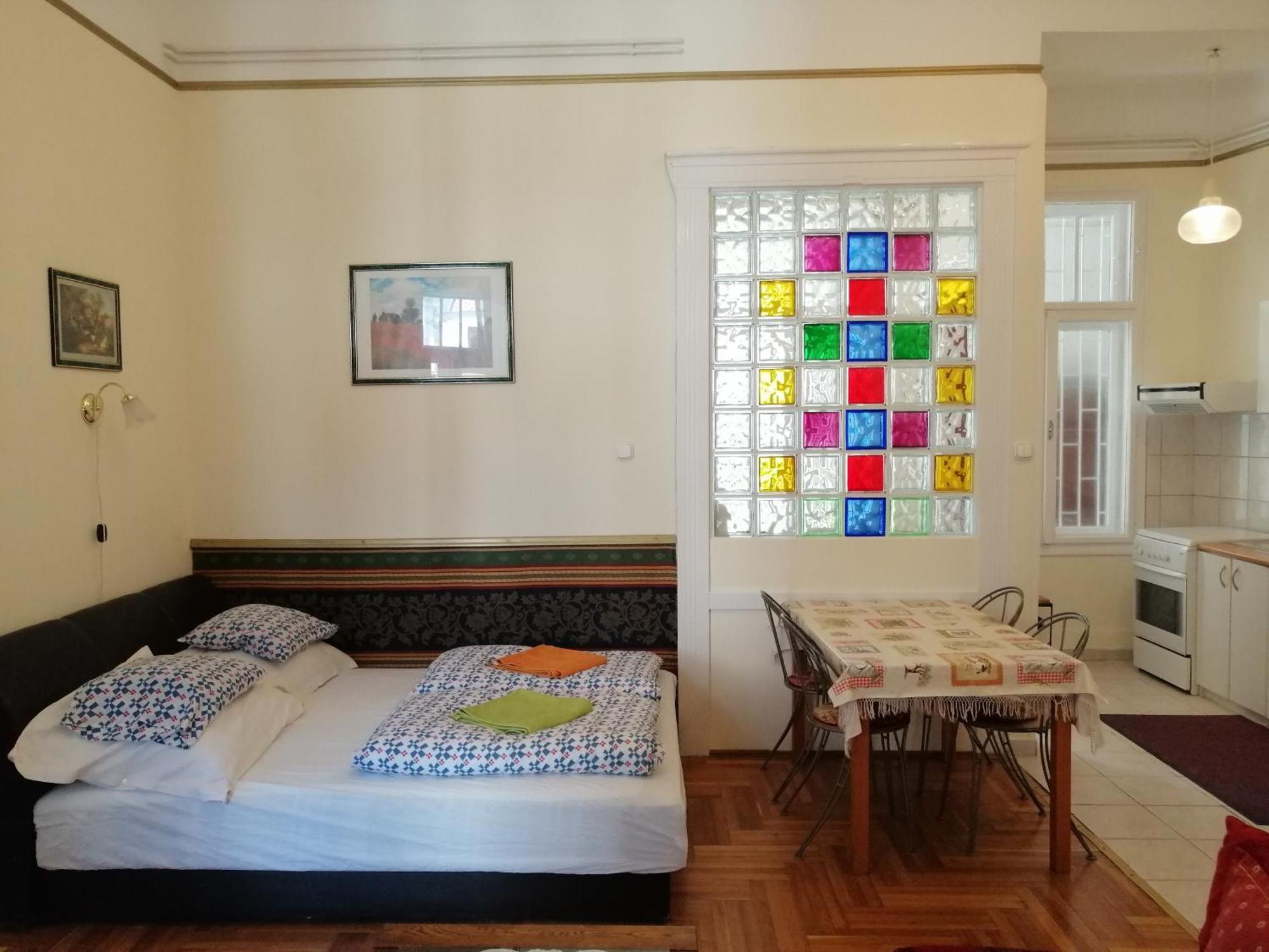 Garibaldi 5 Apartments & Rooms Budapest Extérieur photo