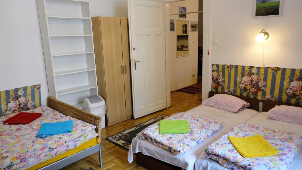 Garibaldi 5 Apartments & Rooms Budapest Extérieur photo