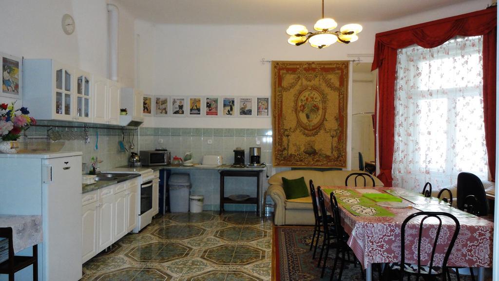 Garibaldi 5 Apartments & Rooms Budapest Extérieur photo