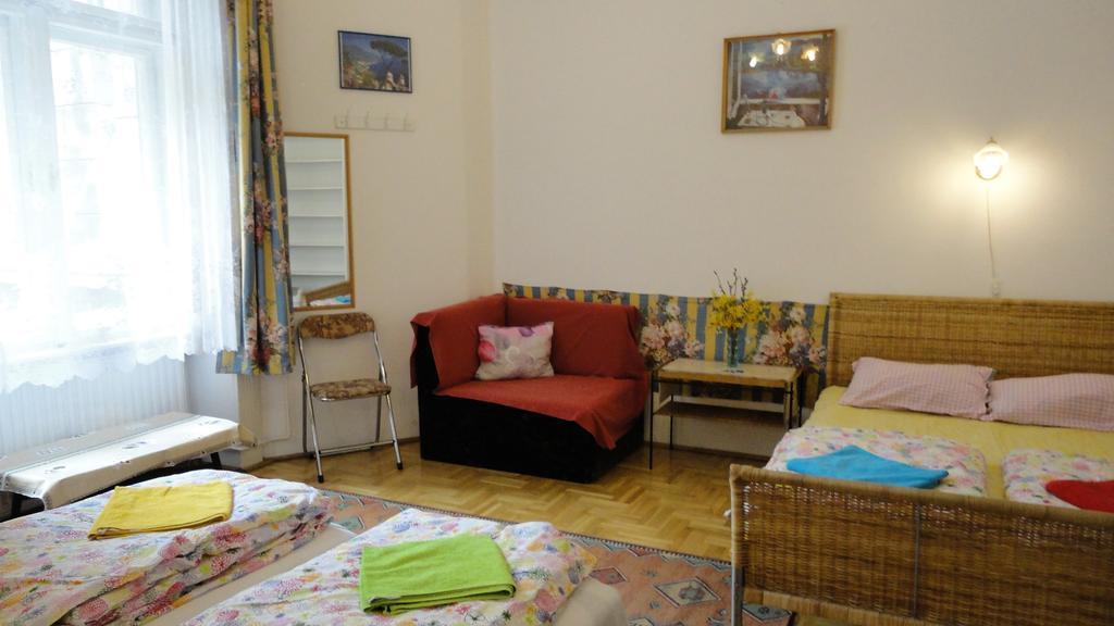 Garibaldi 5 Apartments & Rooms Budapest Extérieur photo