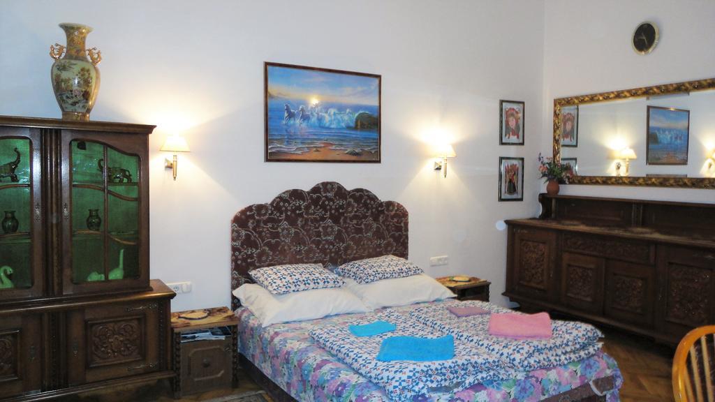 Garibaldi 5 Apartments & Rooms Budapest Extérieur photo