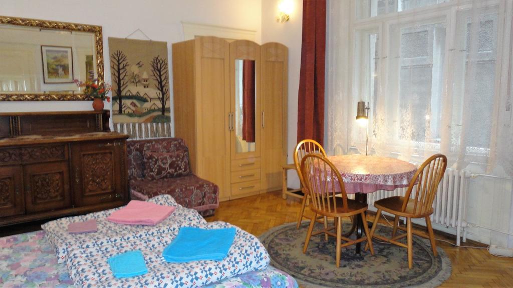 Garibaldi 5 Apartments & Rooms Budapest Extérieur photo
