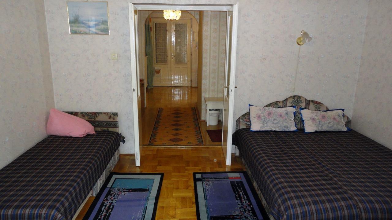 Garibaldi 5 Apartments & Rooms Budapest Chambre photo