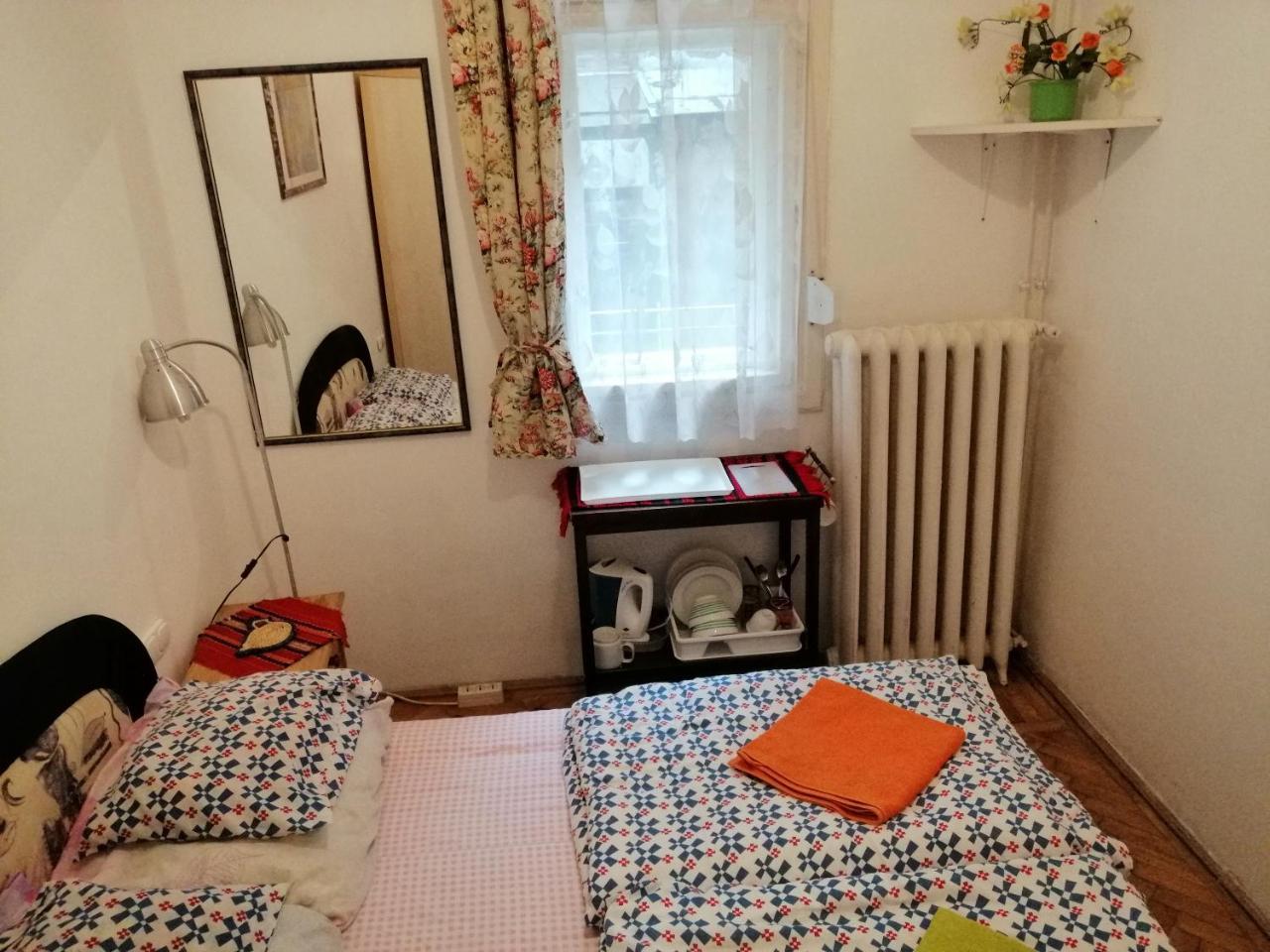 Garibaldi 5 Apartments & Rooms Budapest Extérieur photo