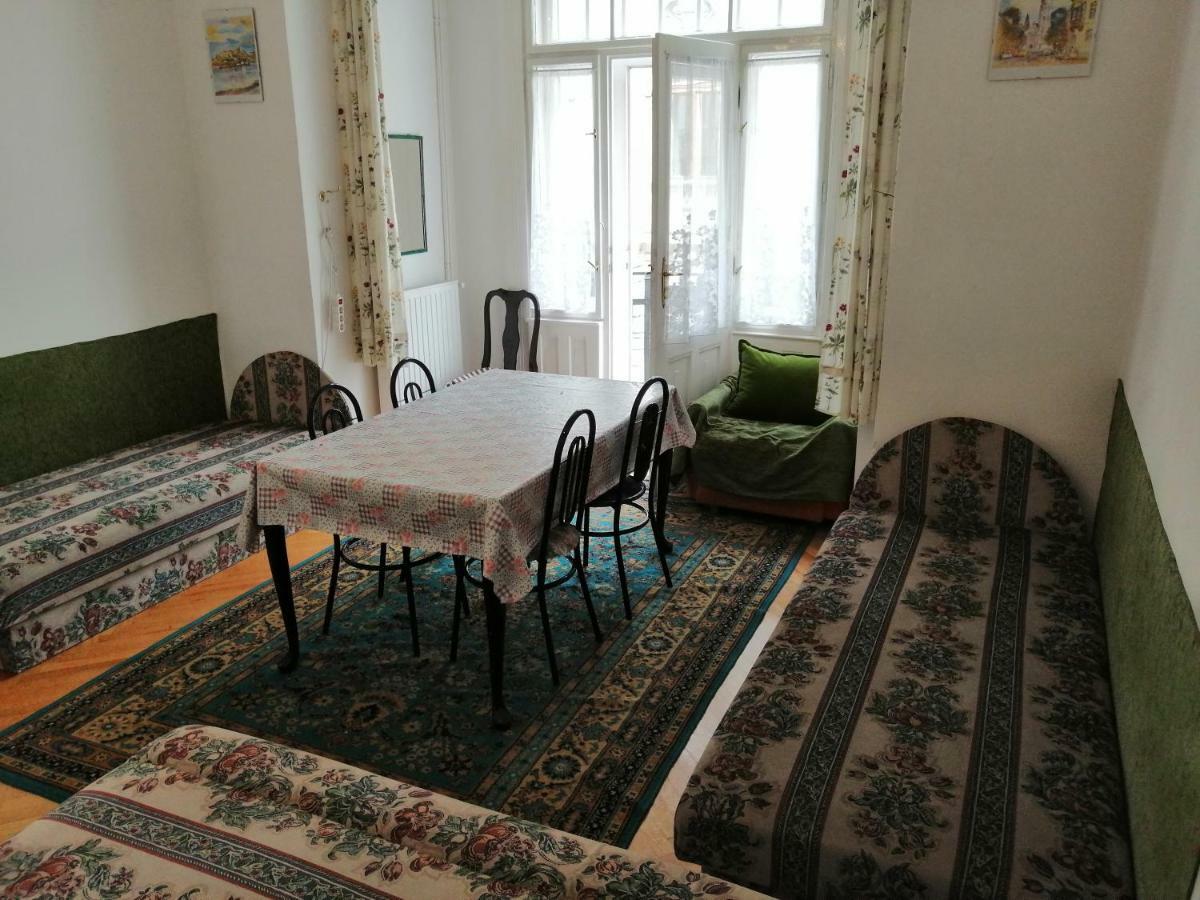 Garibaldi 5 Apartments & Rooms Budapest Extérieur photo