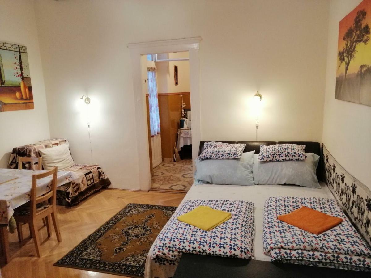 Garibaldi 5 Apartments & Rooms Budapest Extérieur photo